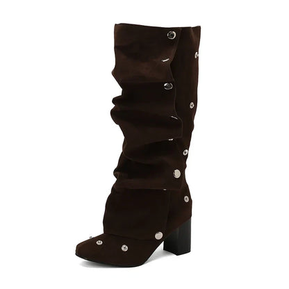 Bequeme und modische orthopädische Stiefel