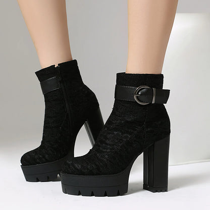 Maßgeschneiderte und bequeme orthopädische Stiefel