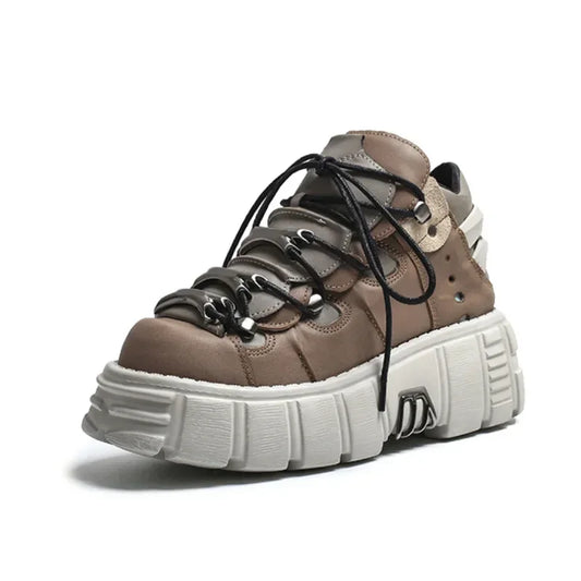 Bequeme und modische orthopädische Turnschuhe