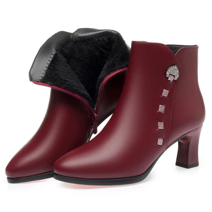 Vielseitige und stützende orthopädische Stiefel