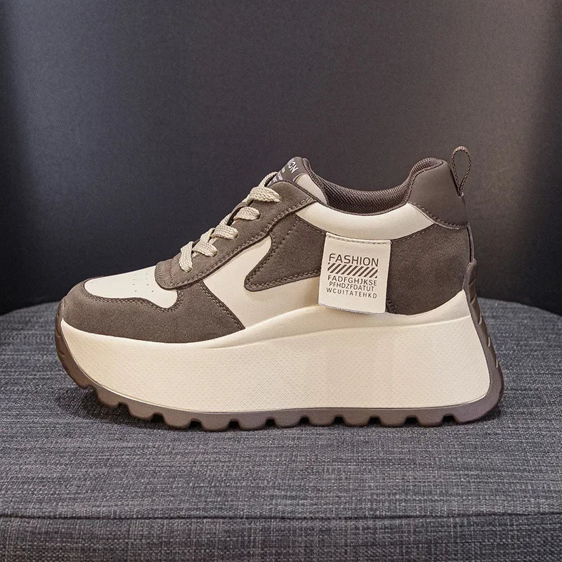 Bequeme und modische orthopädische Turnschuhe