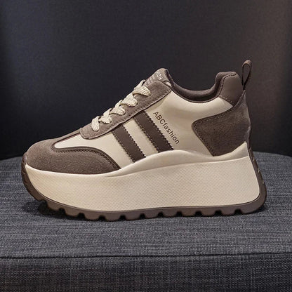 Bequeme und modische orthopädische Turnschuhe