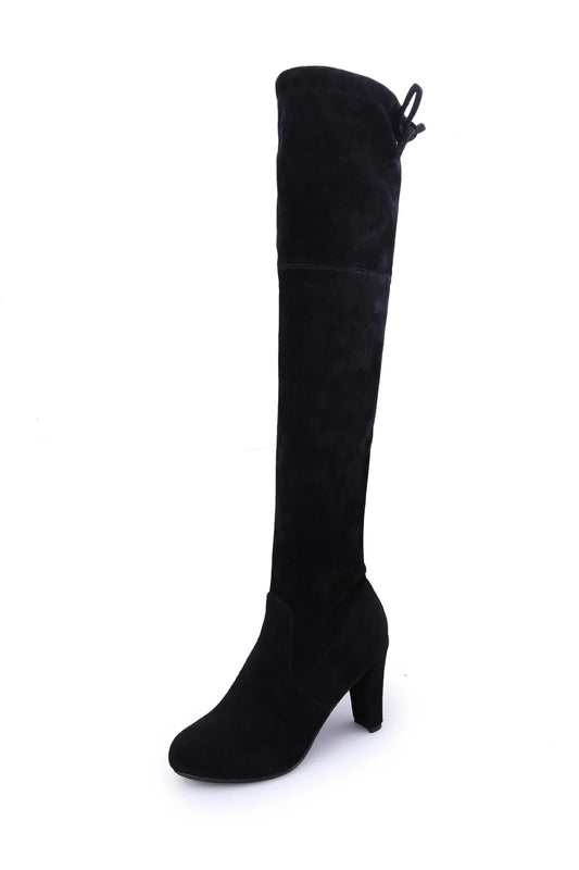 Maßgeschneiderte und bequeme orthopädische Stiefel