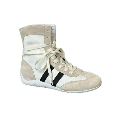 Bequeme und modische orthopädische Stiefel