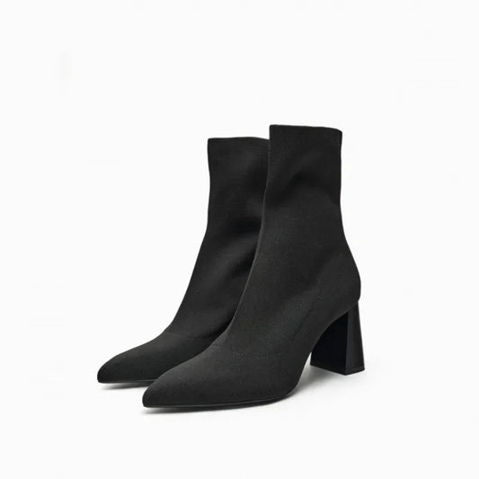 Lässige und stützende orthopädische Stiefel
