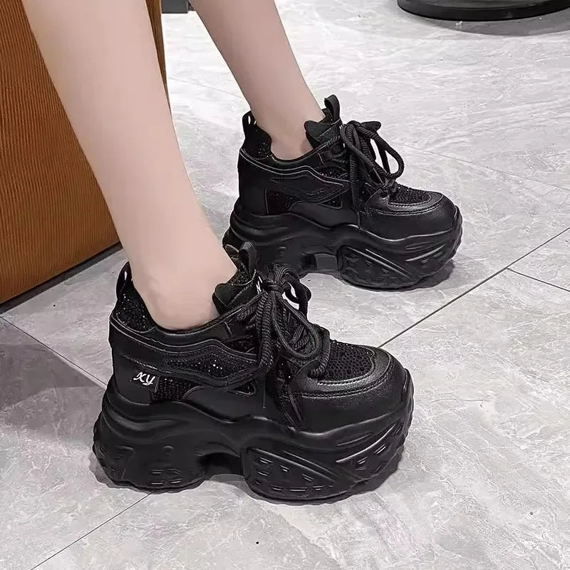 Stützende und stilvolle orthopädische Stiefel