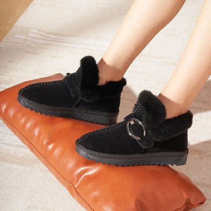 Bequeme und modische orthopädische Stiefel