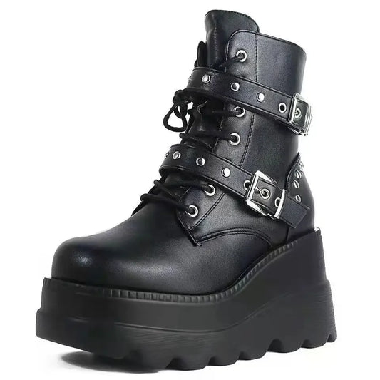 Stützende und trendige orthopädische Stiefel