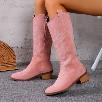 Modische und stützende orthopädische Stiefel
