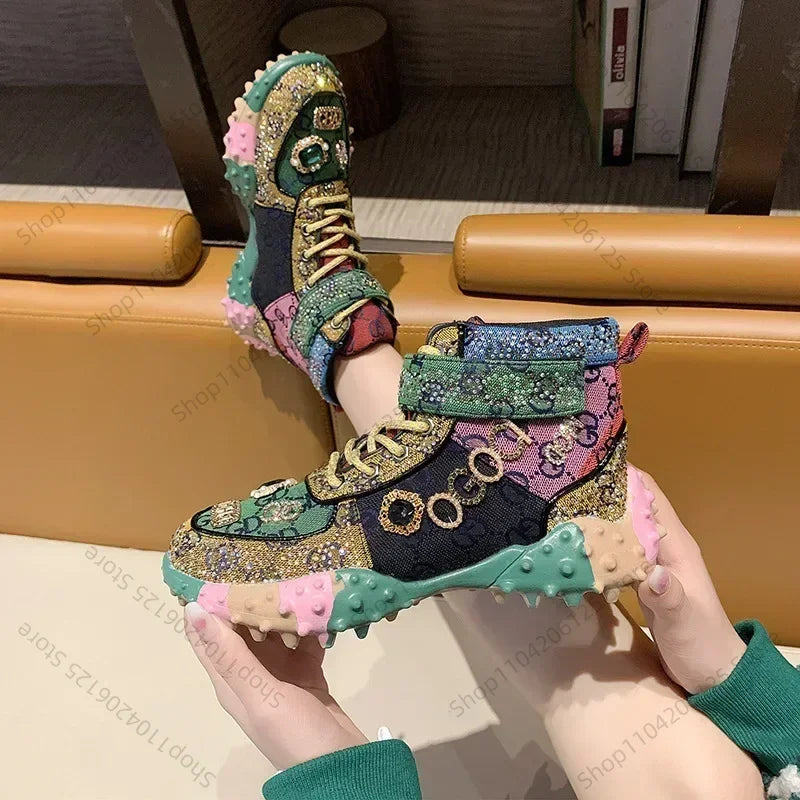 Bequeme und modische orthopädische Turnschuhe