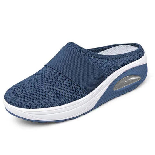 Maßgeschneiderte und bequeme orthopädische Sandalen