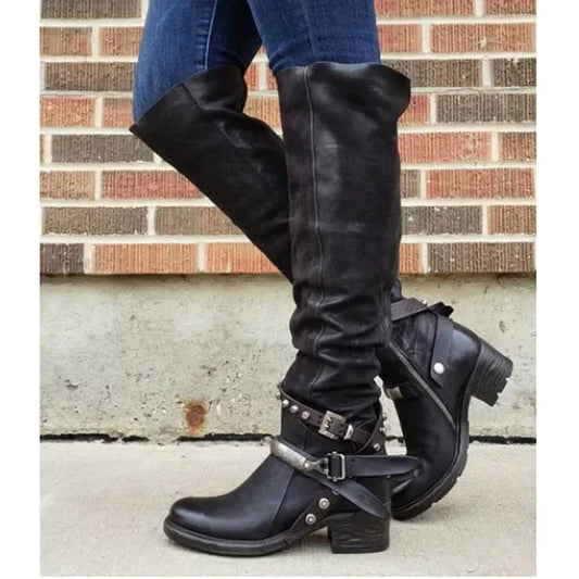 Lässige und stützende orthopädische Stiefel
