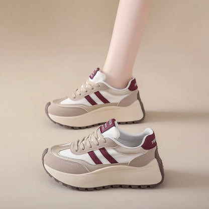 Bequeme und modische orthopädische Turnschuhe