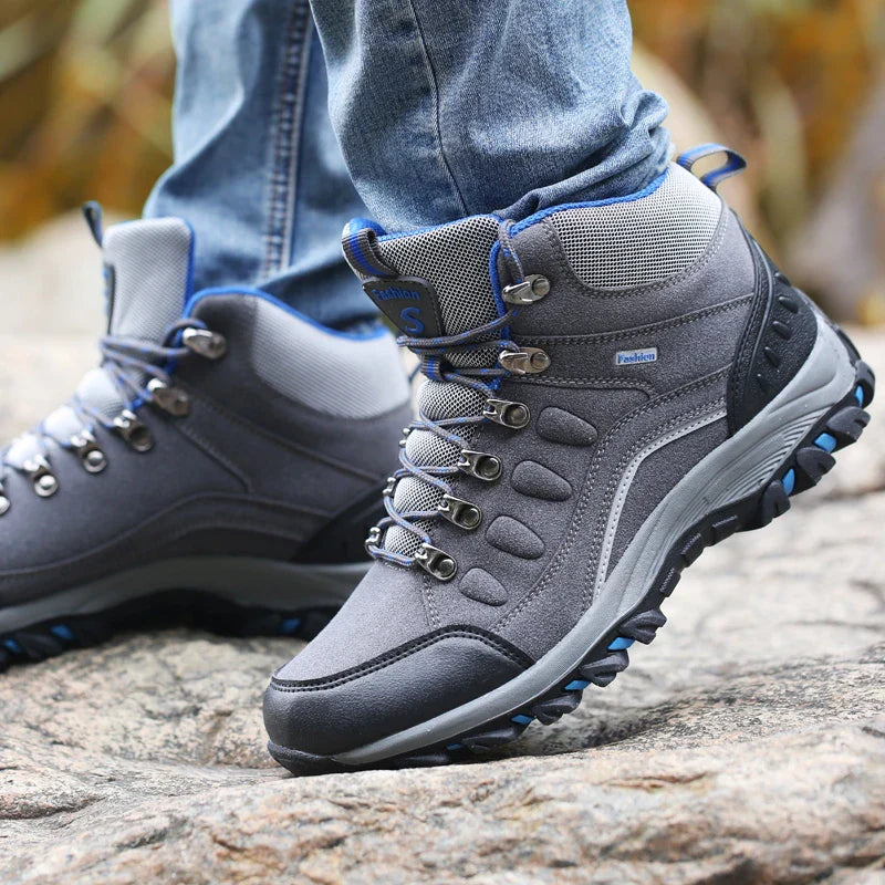 Bequeme und modische orthopädische Stiefel