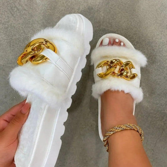 Stützende und stilvolle orthopädische Sandalen
