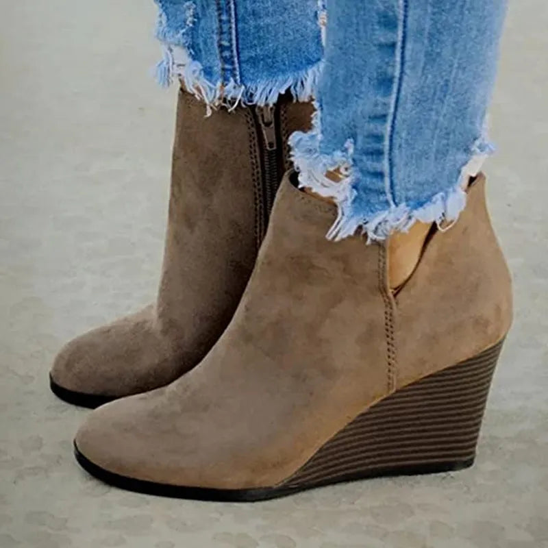 Maßgeschneiderte und bequeme orthopädische Stiefel