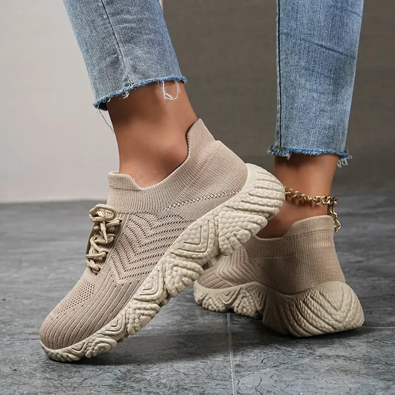 MW | ATMUNGSAKTIVE, KLOBIGE TURNSCHUHE AUS MESH