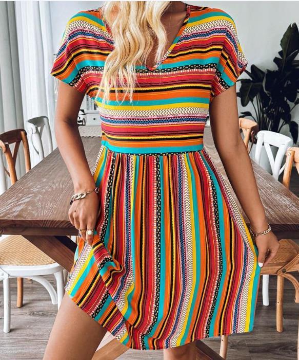 MW | Schickes & fließendes gestreiftes Boho-Minikleid