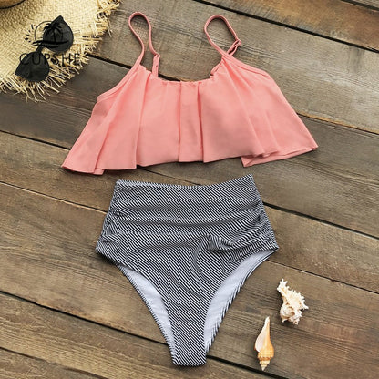 MW | Farbenfroher Bikini mit Rüschen