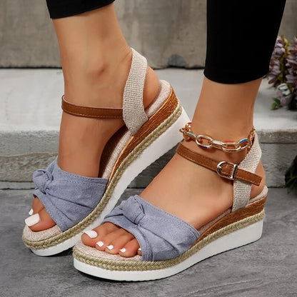 MW | | Modische Sandalen