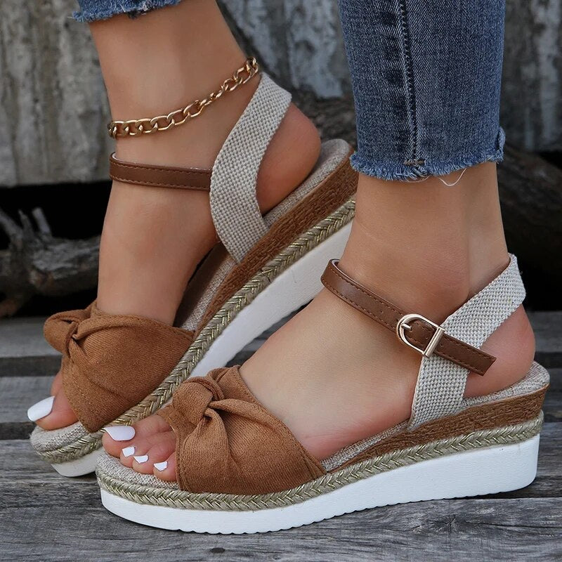 MW | | Modische Sandalen