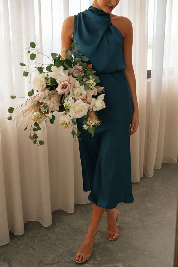 MW | Perfectly Yours Hoher Ausschnitt Elastische Taille Satin Drapieren Maxikleid