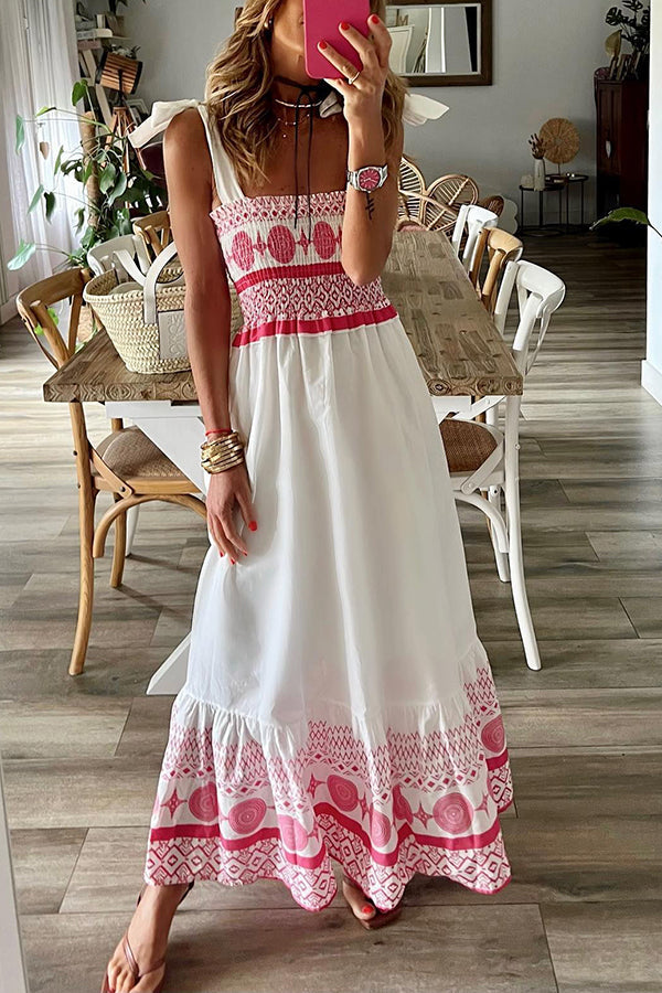 MW | Malibu Villa Ethnisch bedrucktes Maxikleid mit gesmokter Schulterpartie