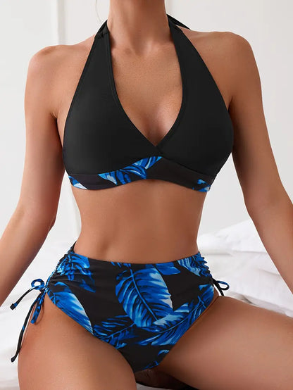 MW | Stylischer tropischer Blattdruck Halter-Bikini