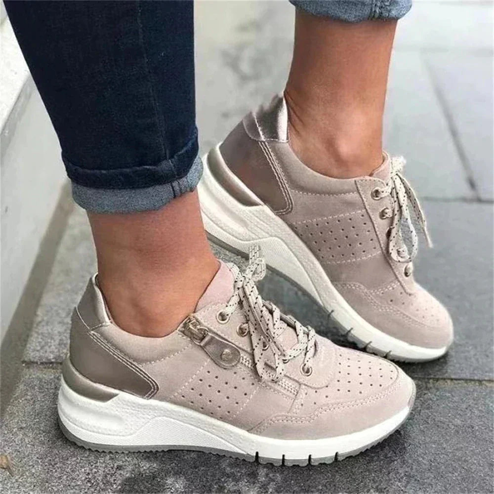 MW | - ORTHOPÄDISCHE TURNSCHUHE MIT KEILABSATZ